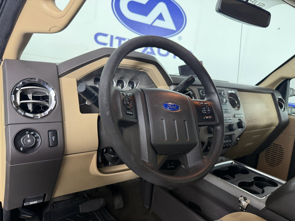 Used 2014 Ford F250 XLT w/ XLT Premium Package image 21