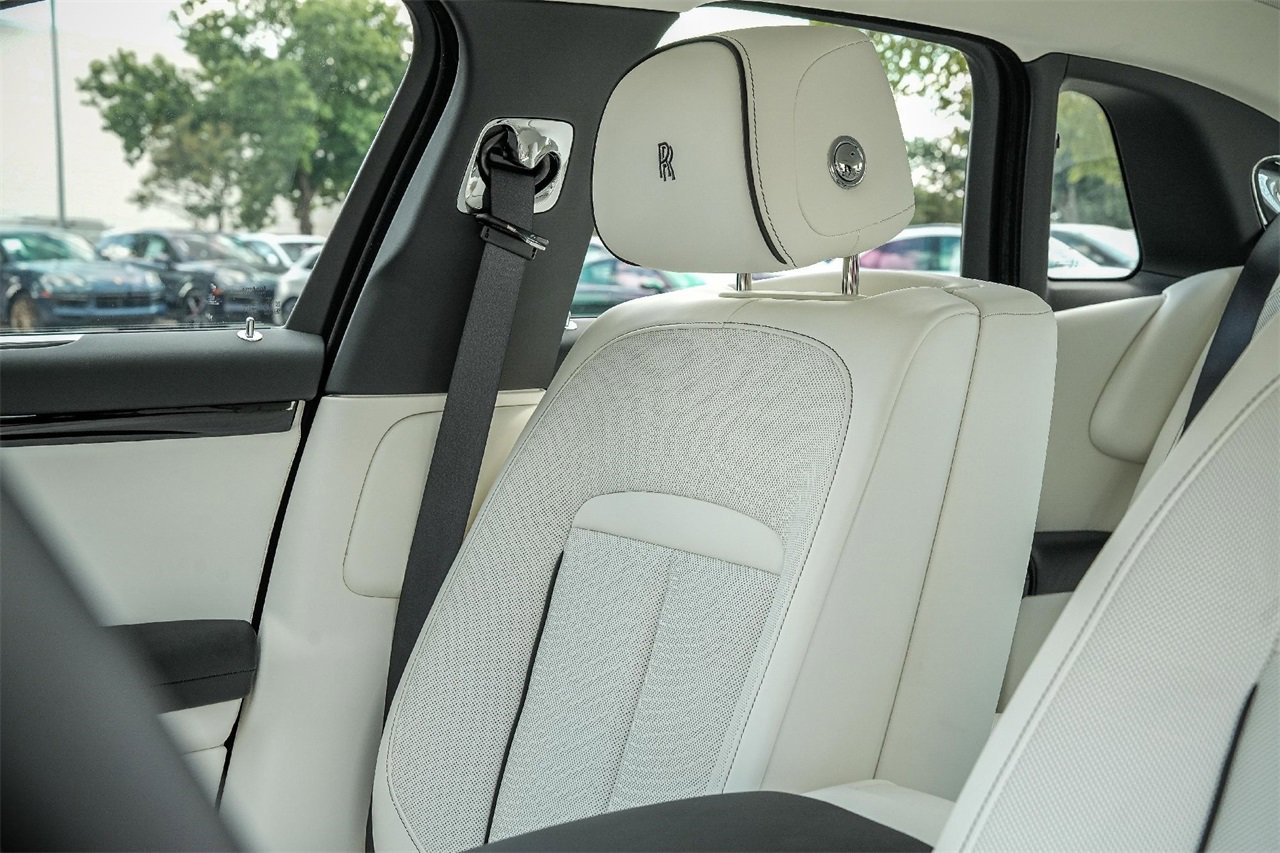 New 2025 Rolls-Royce Ghost image 21