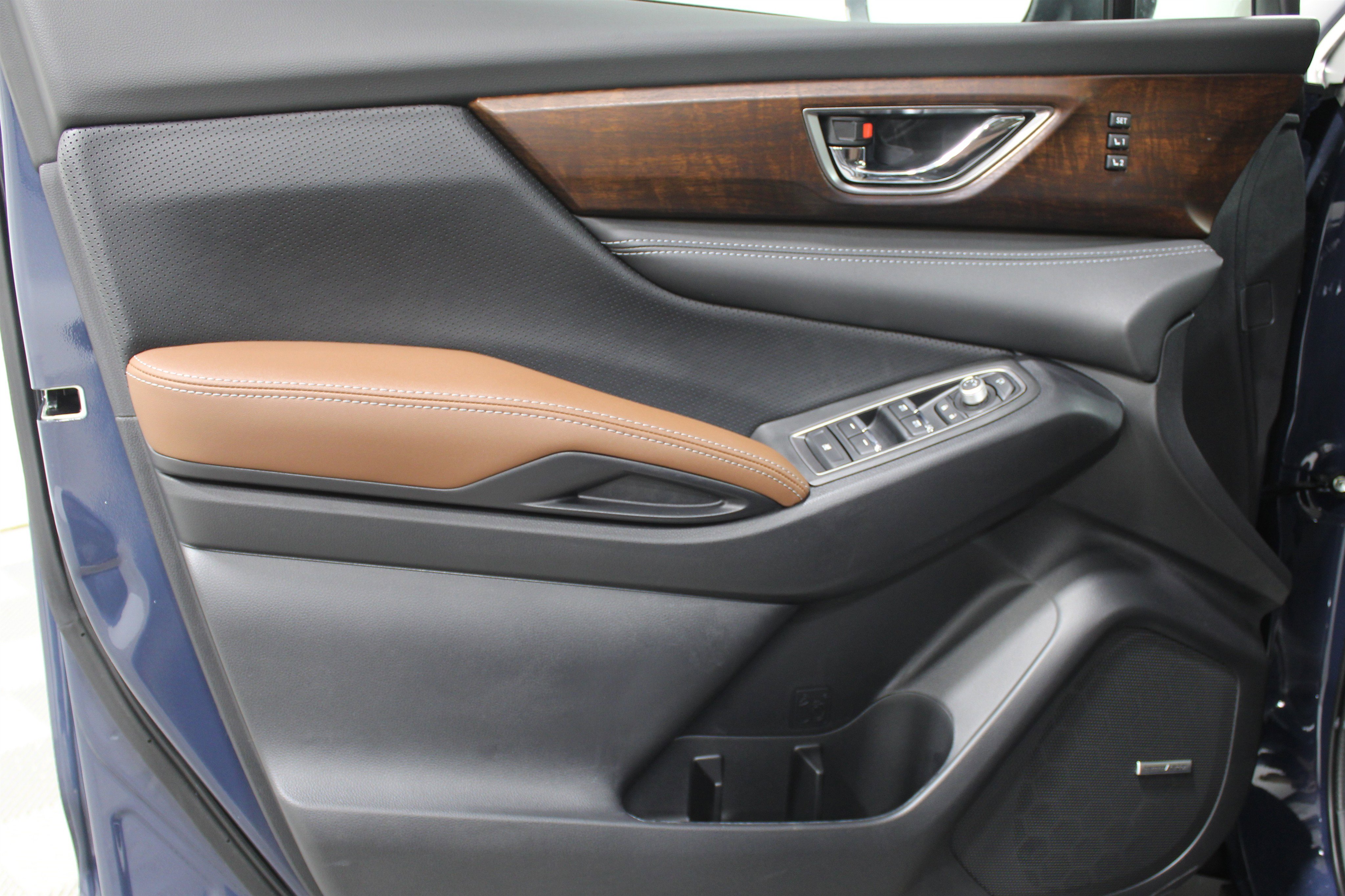 New 2025 Subaru Ascent Touring image 6