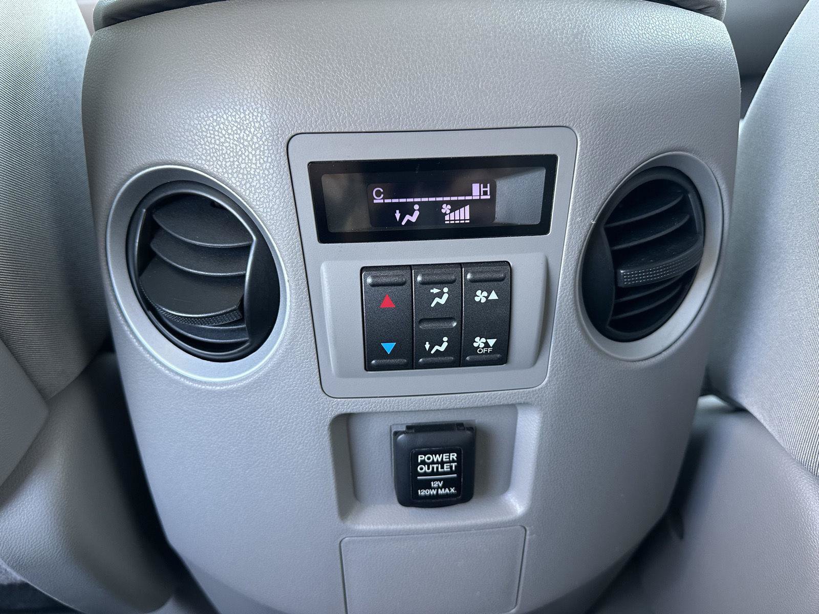 Used 2011 Honda Pilot LX image 17