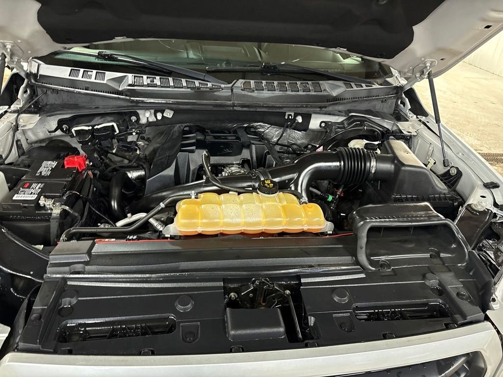 Used 2016 Ford F150 XLT w/ Equipment Group 301A Mid AWD/4WD image 10