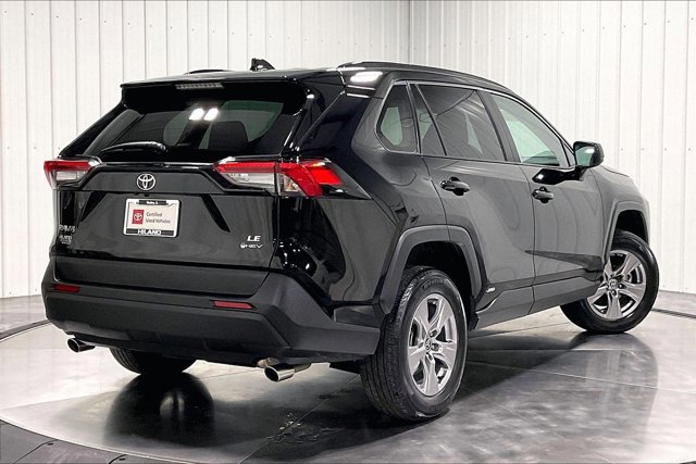 Certified 2025 Toyota RAV4 LE AWD/4WD image 13