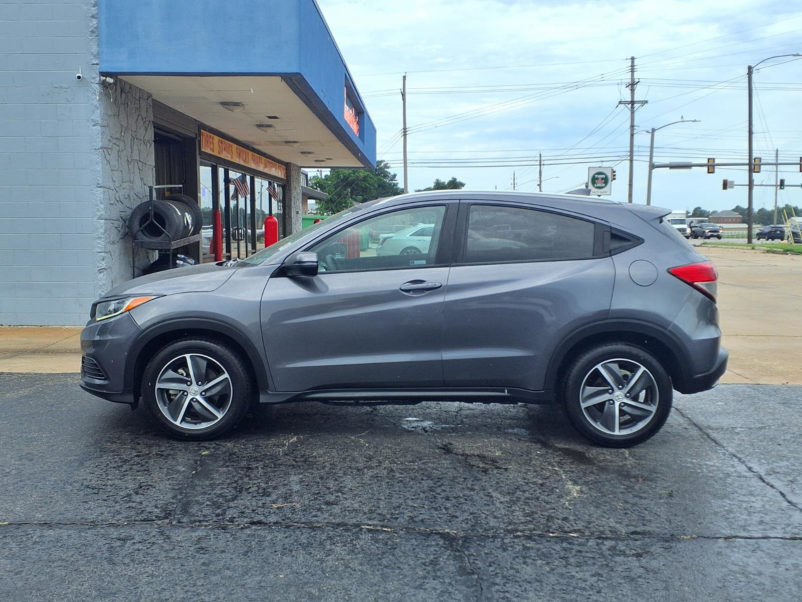 Used 2022 Honda HR-V EX image 10