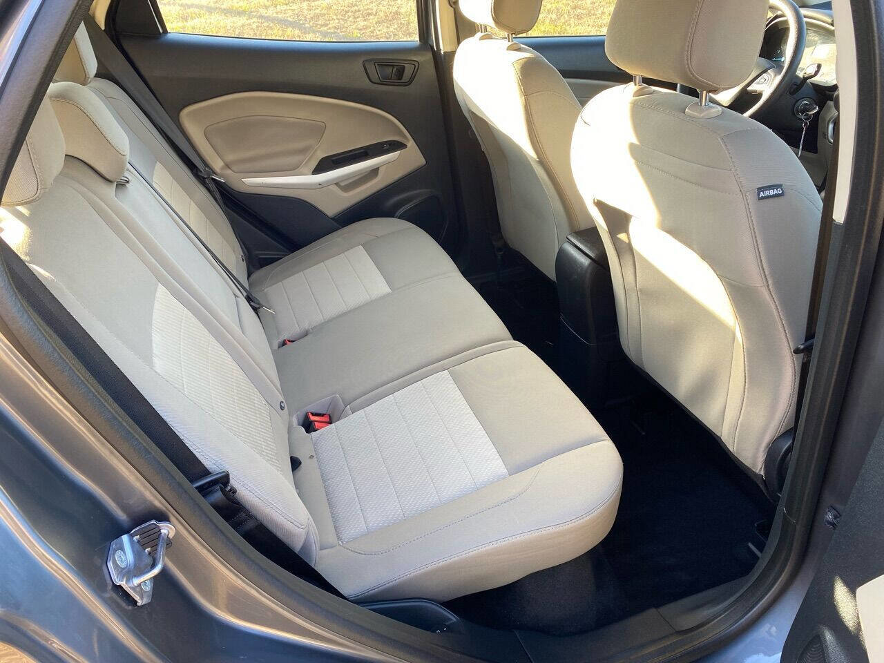 Used 2020 Ford EcoSport S image 10