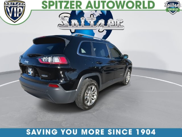 Used 2019 Jeep Cherokee Latitude Plus w/ Cold Weather Group AWD/4WD image 14