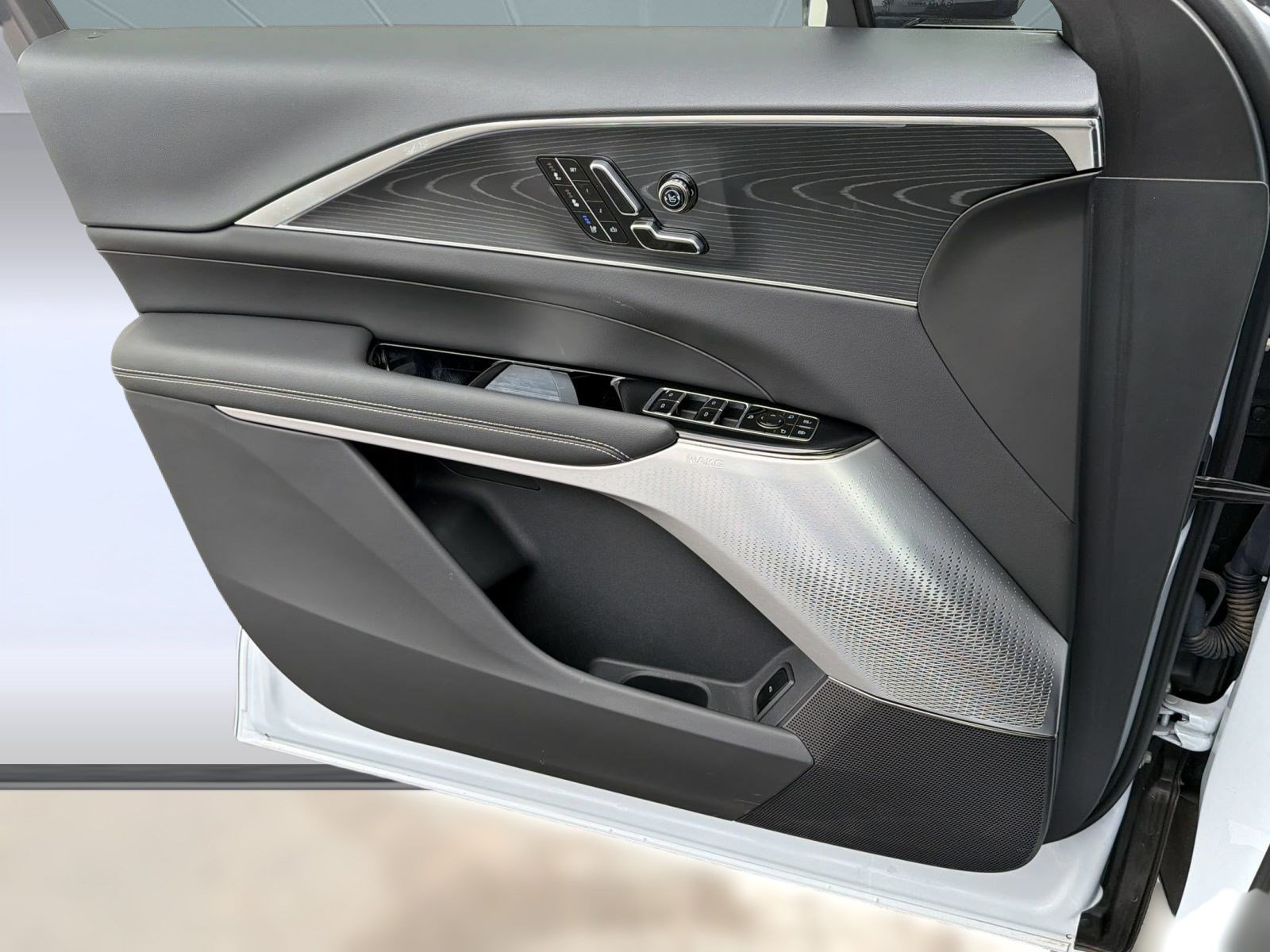 New 2026 Cadillac Lyriq V AWD/4WD image 24