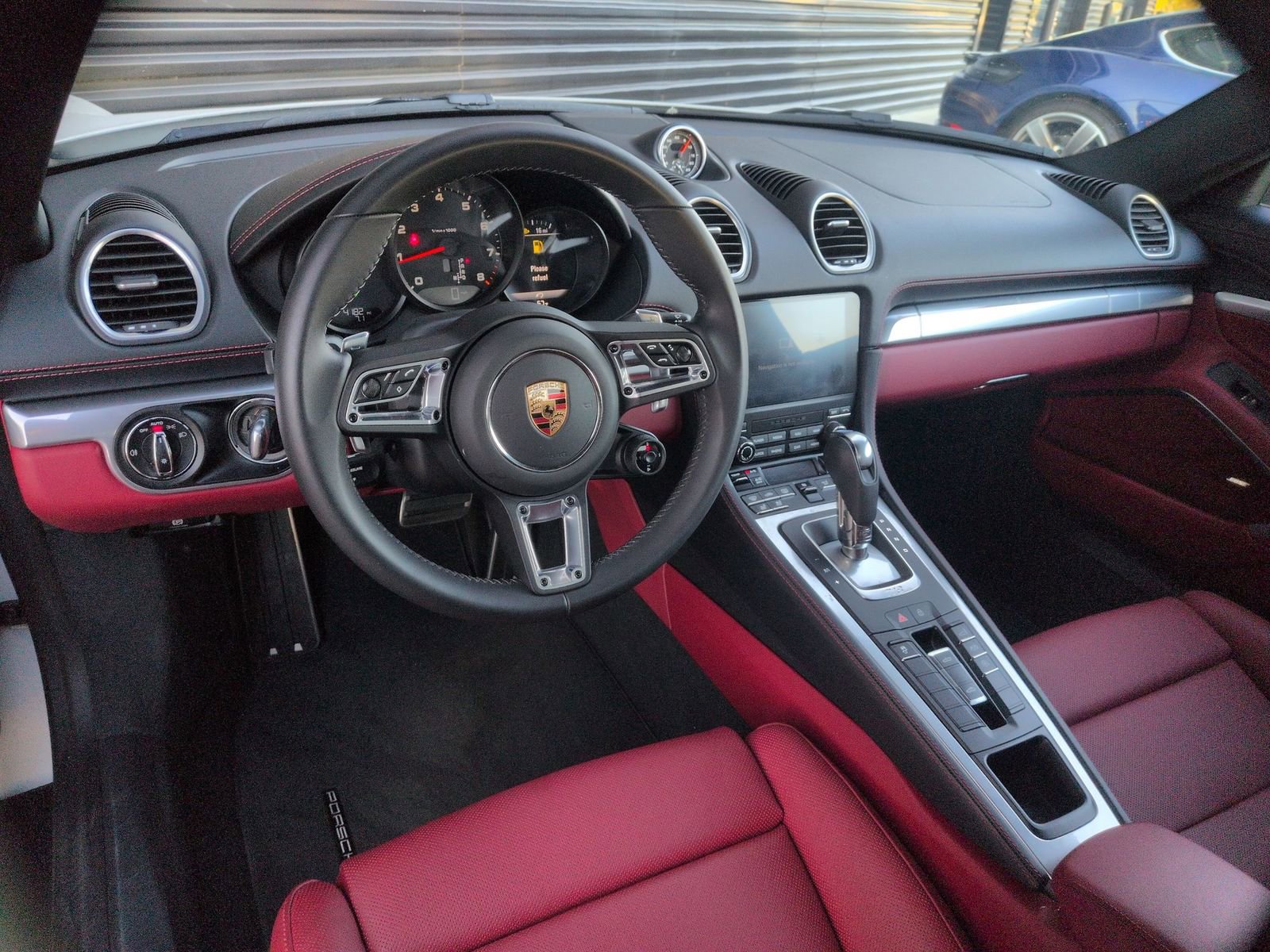 Certified 2025 Porsche 718 Boxster image 21