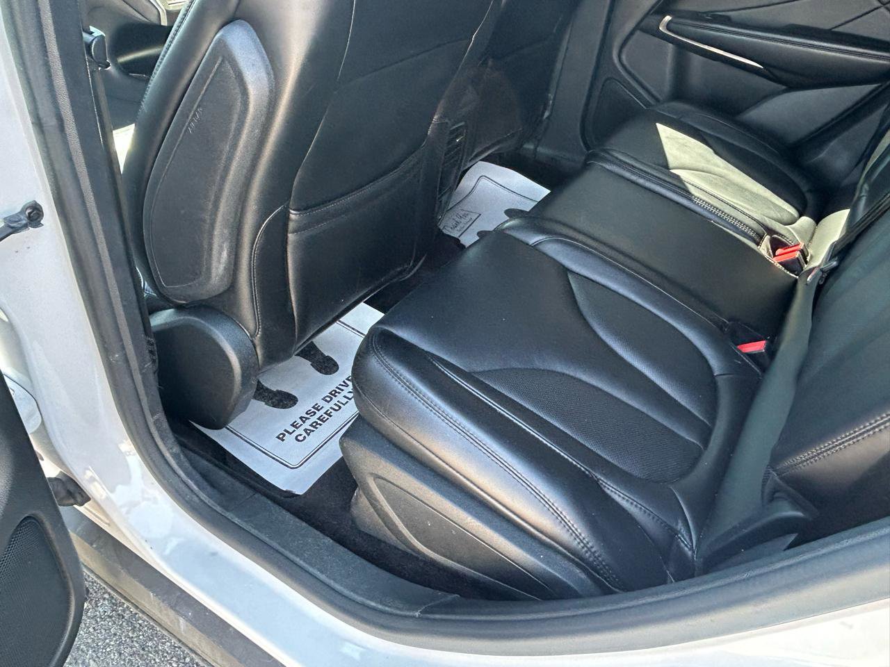 Used 2017 Lincoln MKC Select w/ Select Plus Package image 9