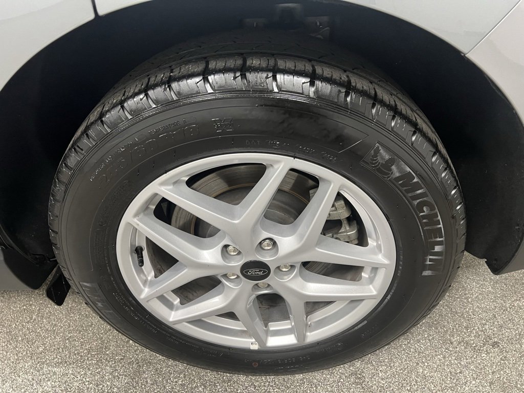 Used 2024 Ford Edge SEL image 18