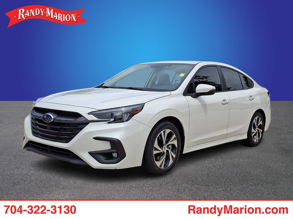 Used 2025 Subaru Legacy Premium AWD/4WD image 1