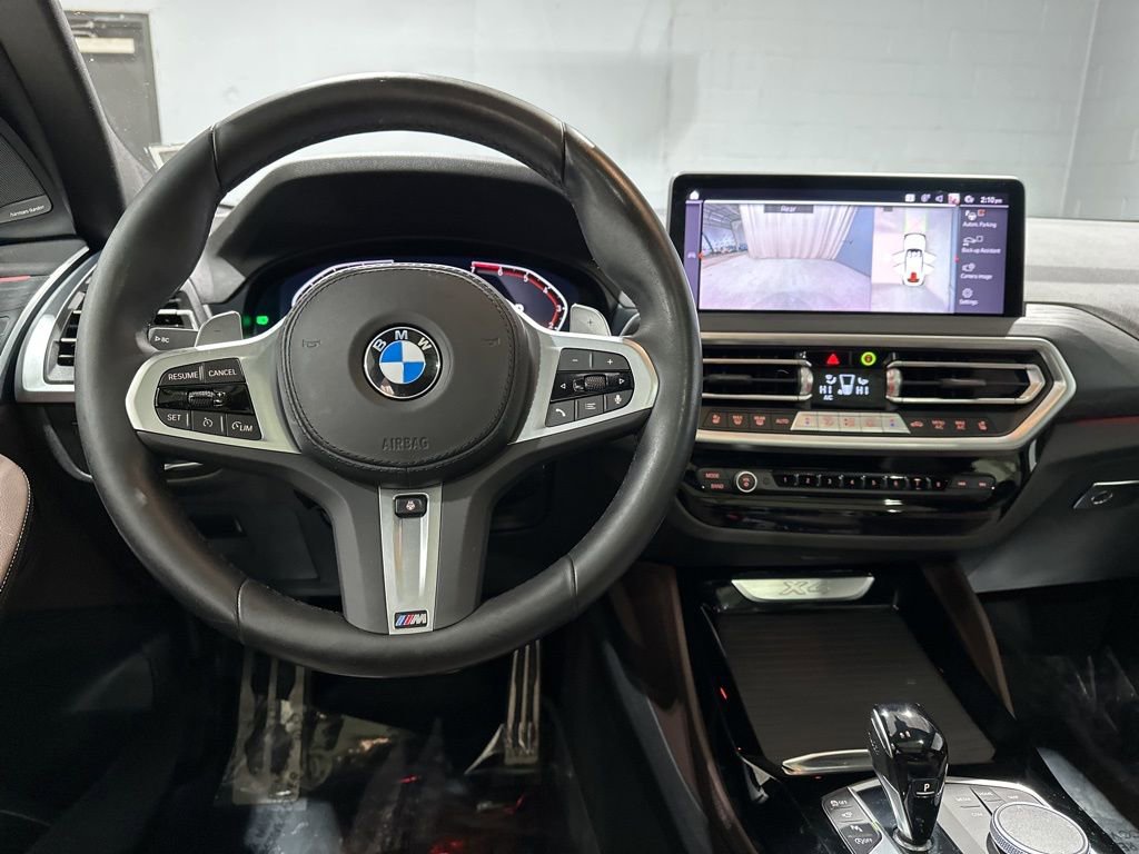Used 2023 BMW X4 xDrive30i w/ M Sport Package image 9