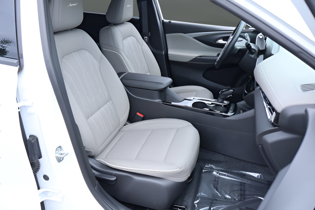 Used 2025 Buick Envista Avenir FWD image 20