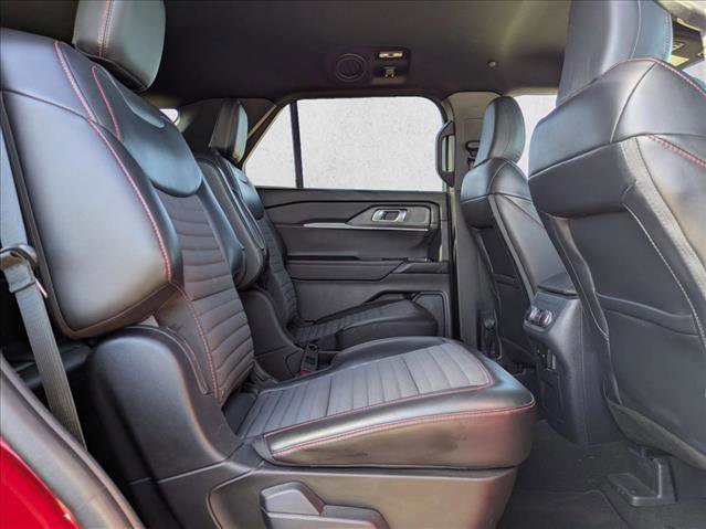 Used 2025 Ford Explorer ST-Line AWD/4WD image 19