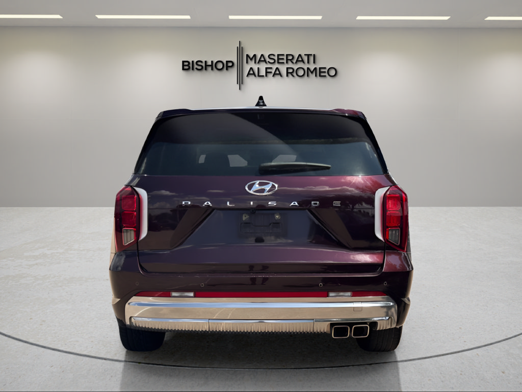 Used 2024 Hyundai Palisade Calligraphy FWD image 4