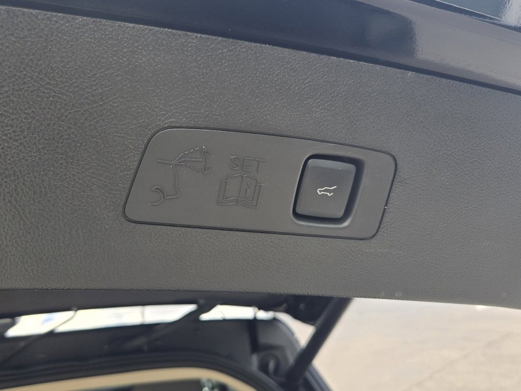 Certified 2023 Lincoln Corsair AWD image 26