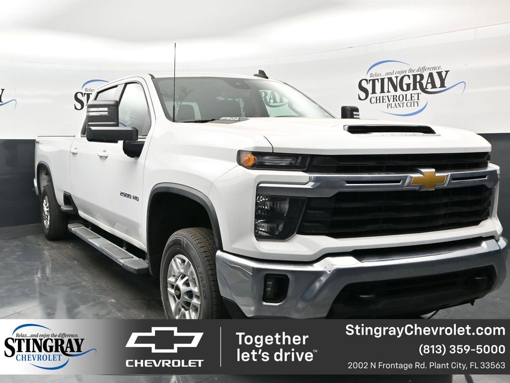 Used 2025 Chevrolet Silverado 2500 LT w/ Convenience Package AWD/4WD image 1