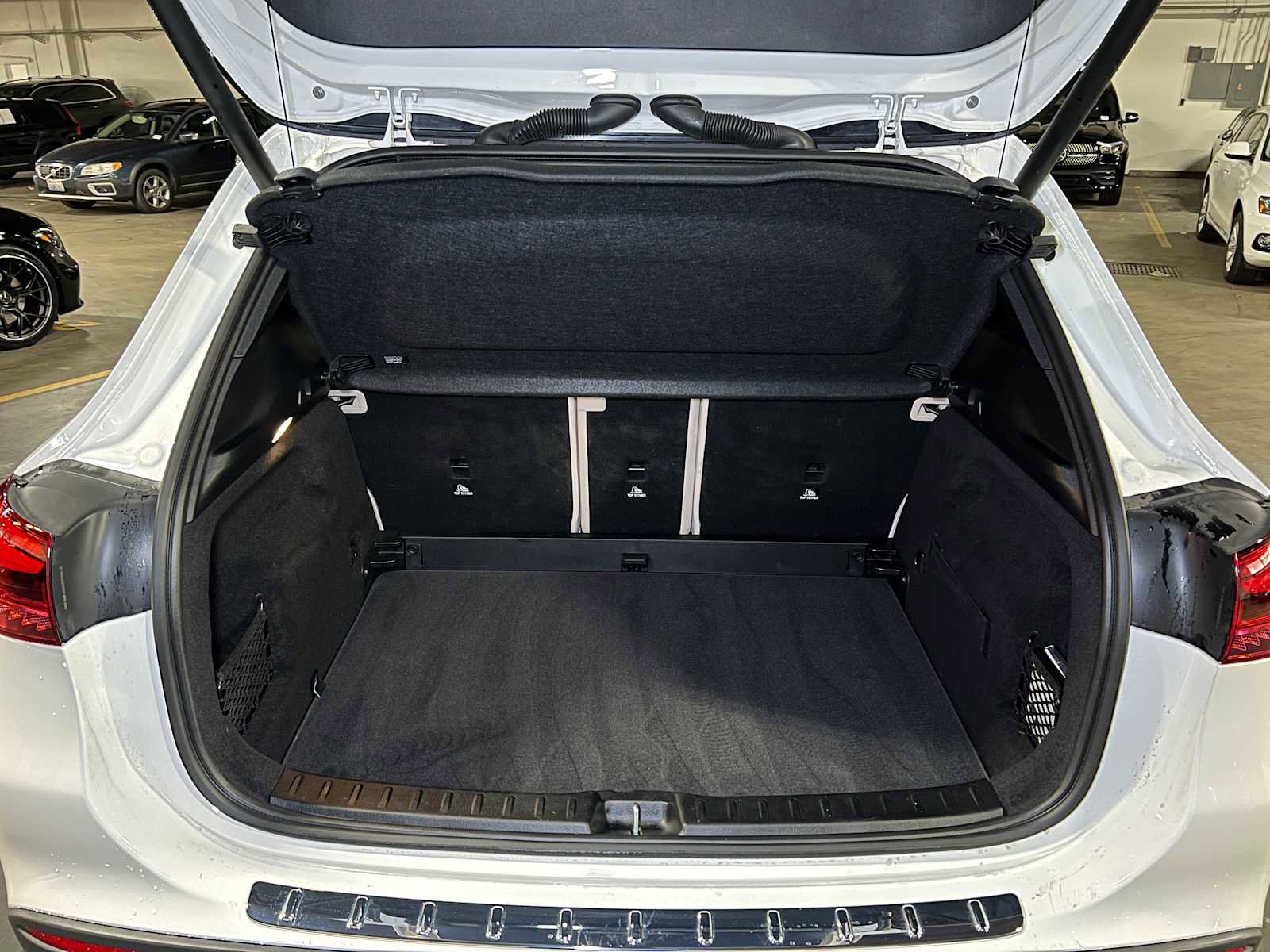 Certified 2025 Mercedes-Benz GLA 250 4MATIC image 18