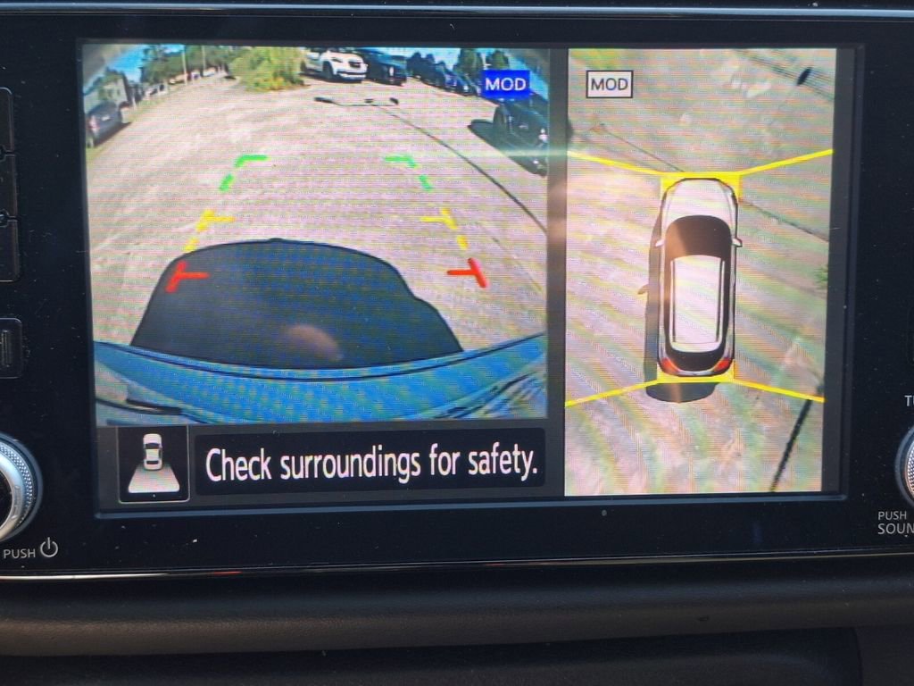 Used 2021 Nissan Kicks SR image 15