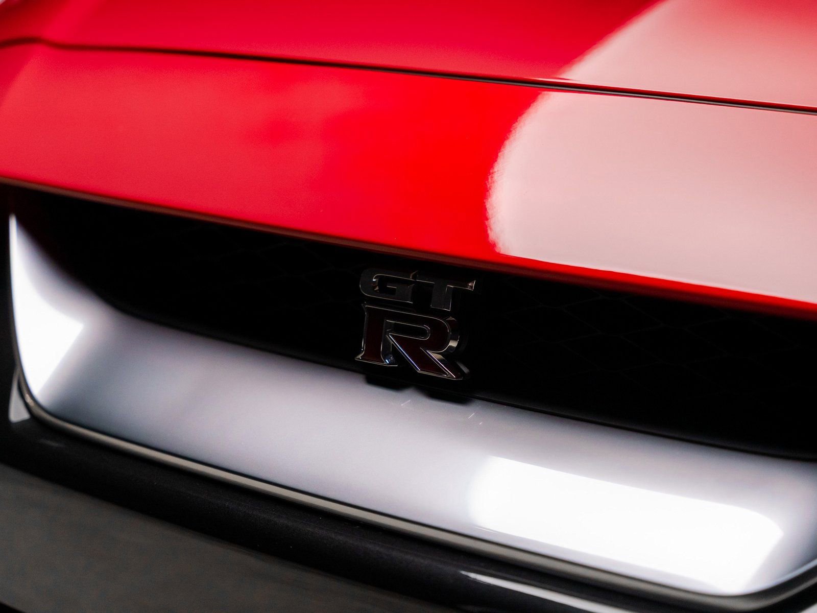 Used 2023 Nissan GT-R Premium w/ Floor Mat Package image 20