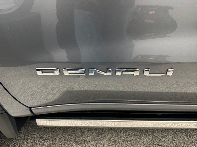 Used 2020 GMC Sierra 1500 Denali w/ Denali Ultimate Package AWD/4WD image 21