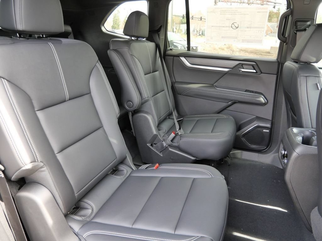 New 2026 GMC Acadia Elevation w/ Black Edition AWD/4WD image 27