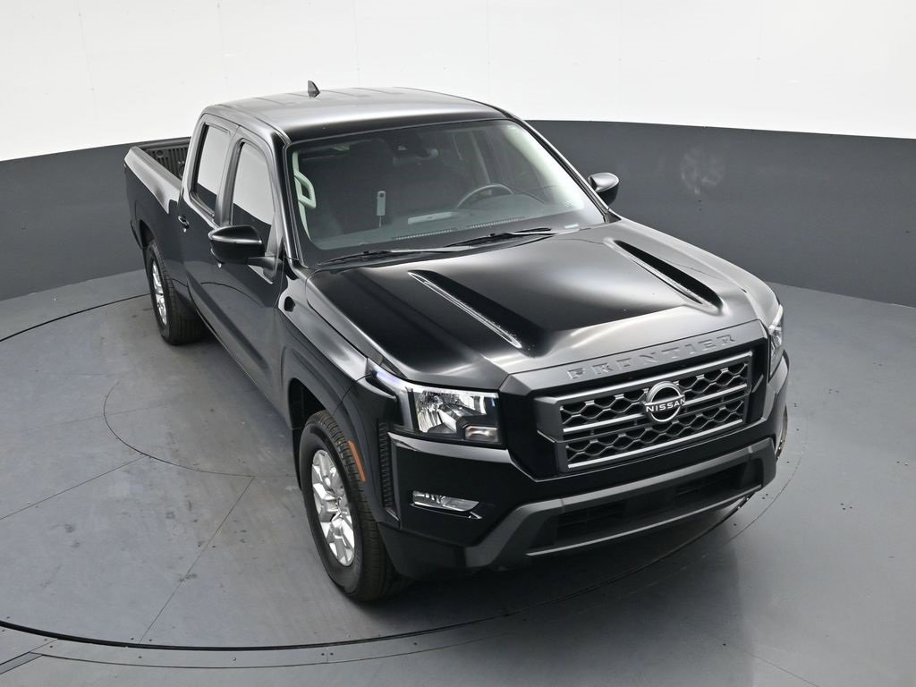 Used 2024 Nissan Frontier SV image 23