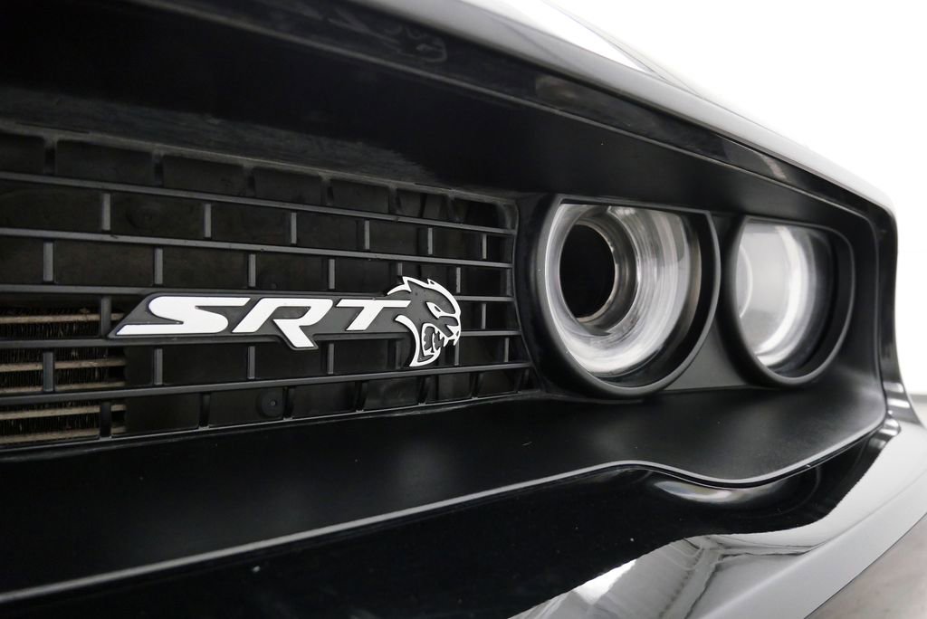 Used 2019 Dodge Challenger SRT Hellcat Redeye RWD image 9