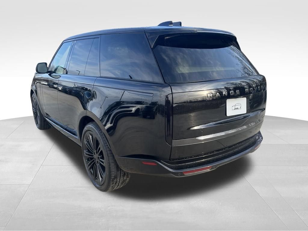New 2026 Land Rover Range Rover SE image 3