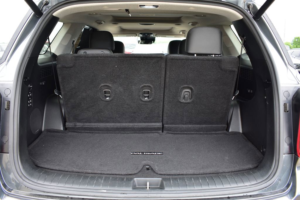 Used 2023 Hyundai Palisade Limited FWD image 28