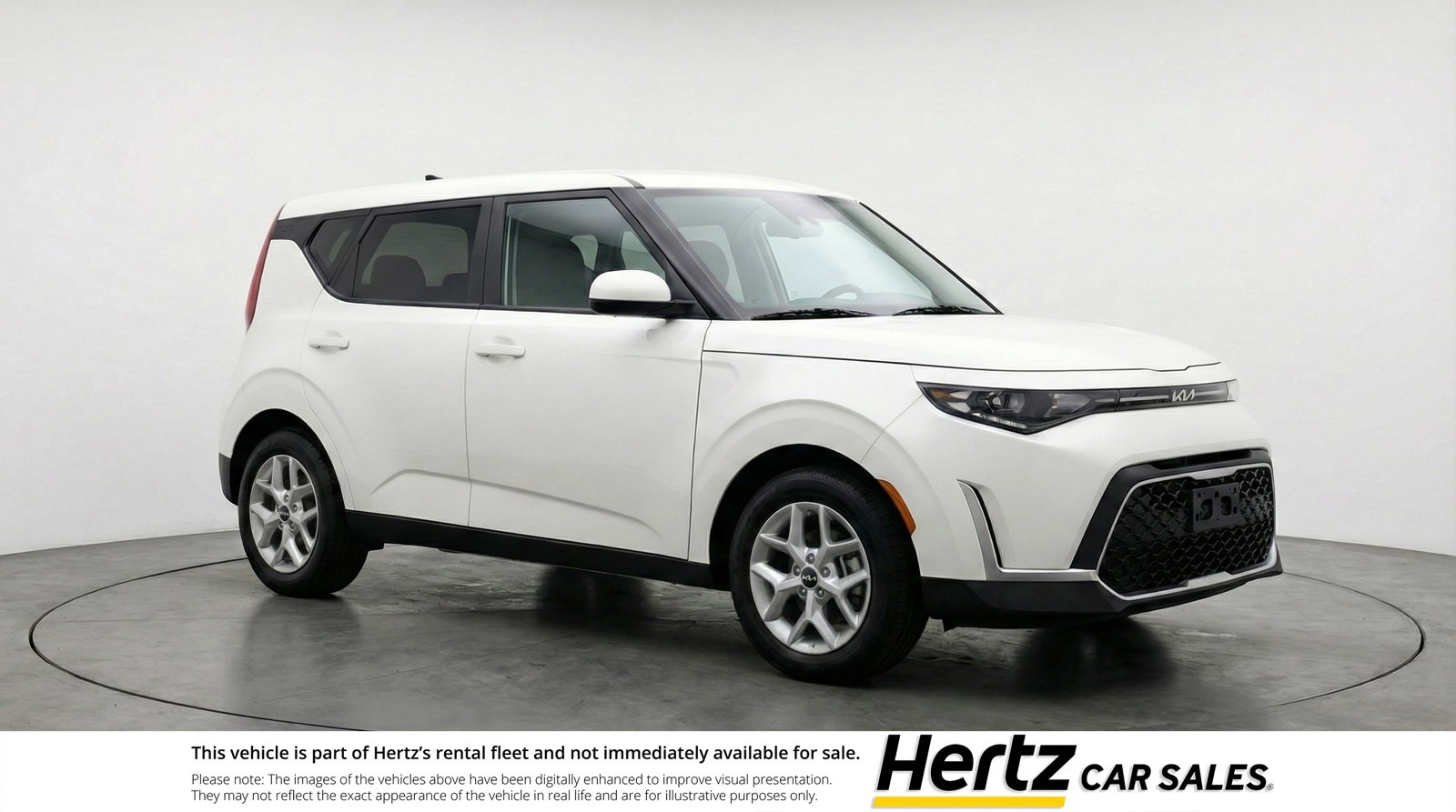 Used 2025 Kia Soul LX w/ LX Technology Package FWD image 1