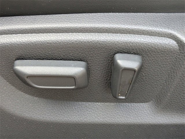 Used 2022 Mitsubishi Eclipse Cross SE image 21