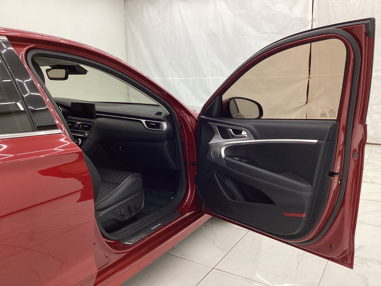 Used 2022 Genesis G70 2.0T w/ Prestige Package image 17