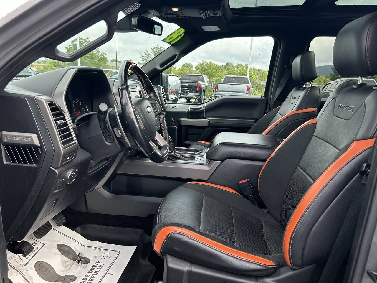 Used 2018 Ford F150 Raptor w/ Equipment Group 802A Luxury AWD/4WD image 21