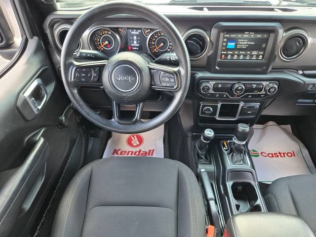 Used 2022 Jeep Gladiator Sport AWD/4WD image 13