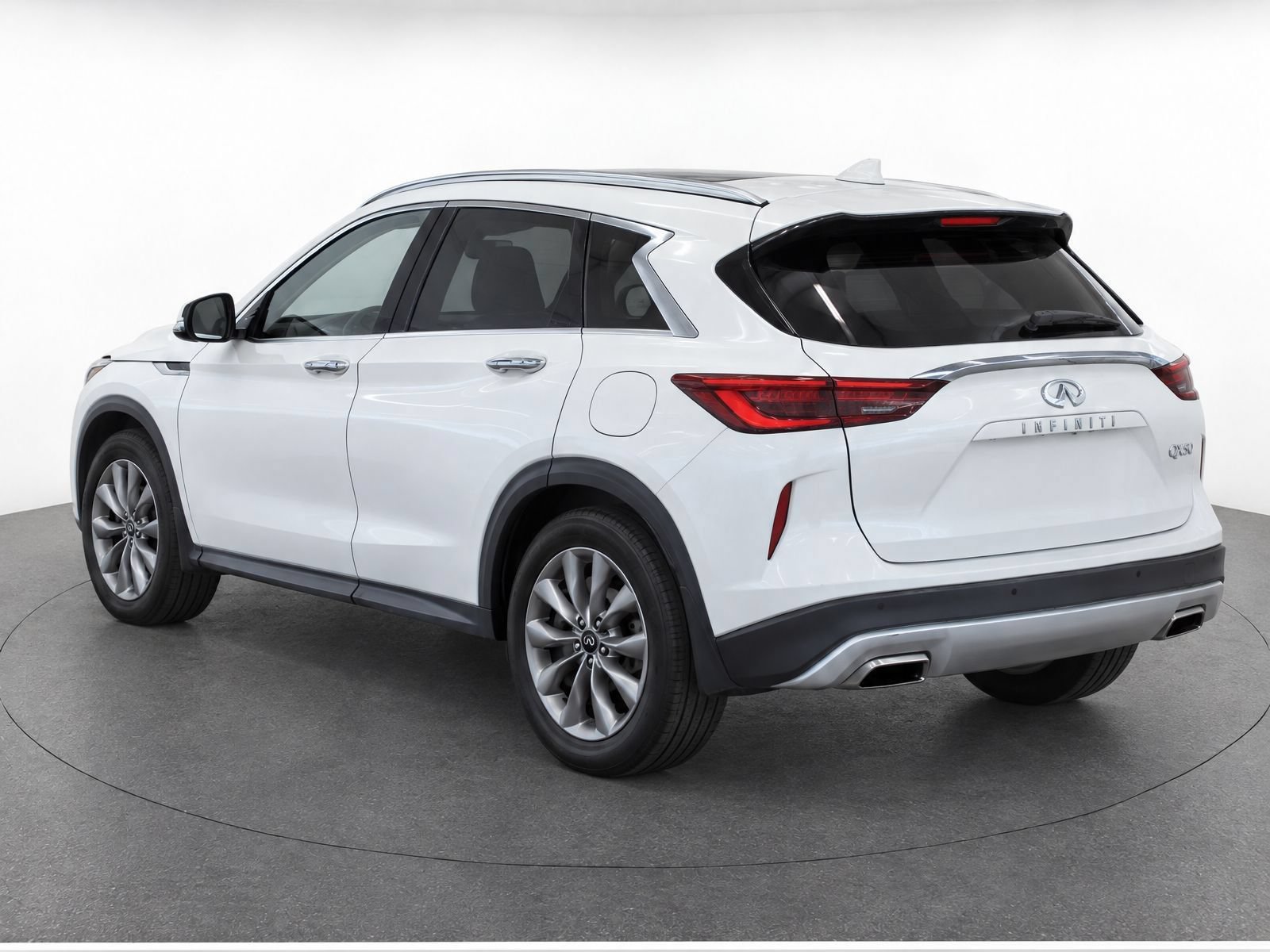 Used 2022 INFINITI QX50 Luxe FWD image 7