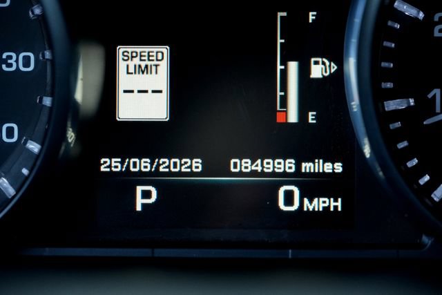 Used 2016 Land Rover Discovery Sport HSE AWD/4WD image 45