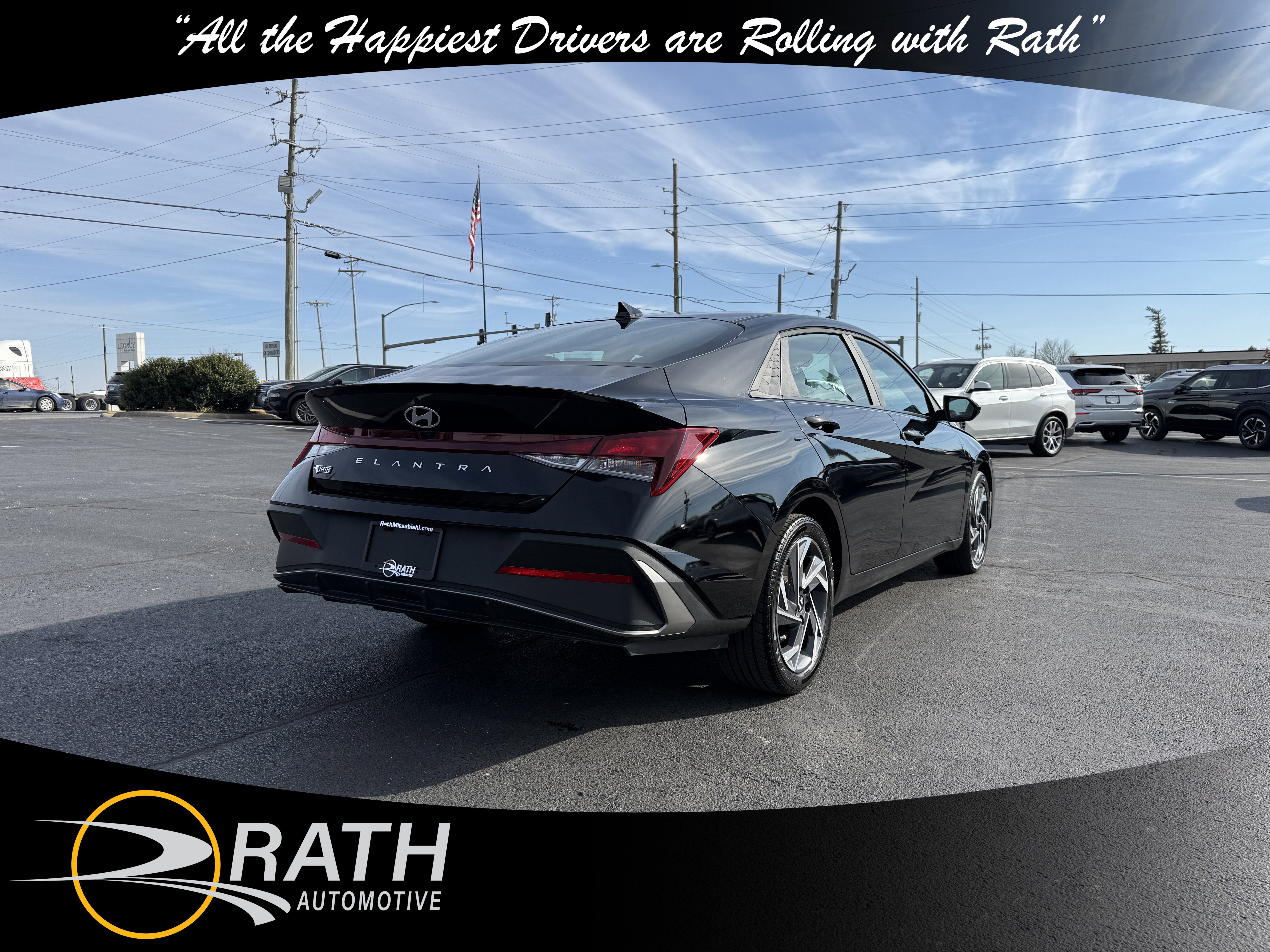 Used 2025 Hyundai Elantra Sport image 9