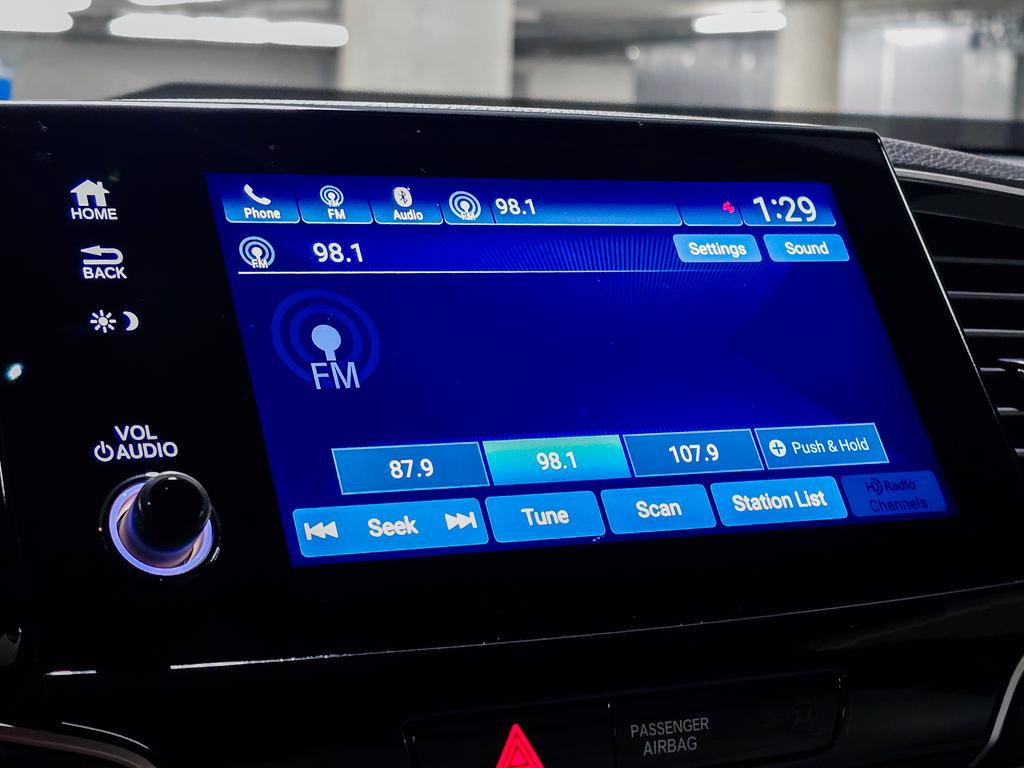 Used 2023 Honda Passport EX-L image 31