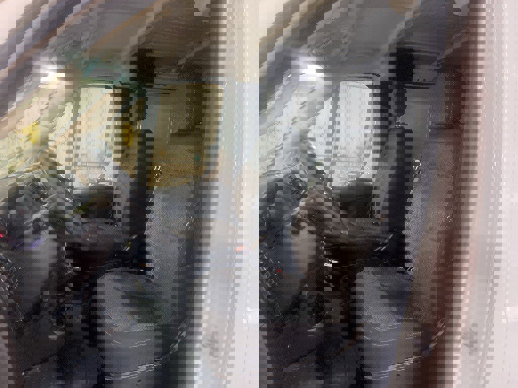 New 2025 RAM ProMaster 1500 w/ Convenience Group image 9