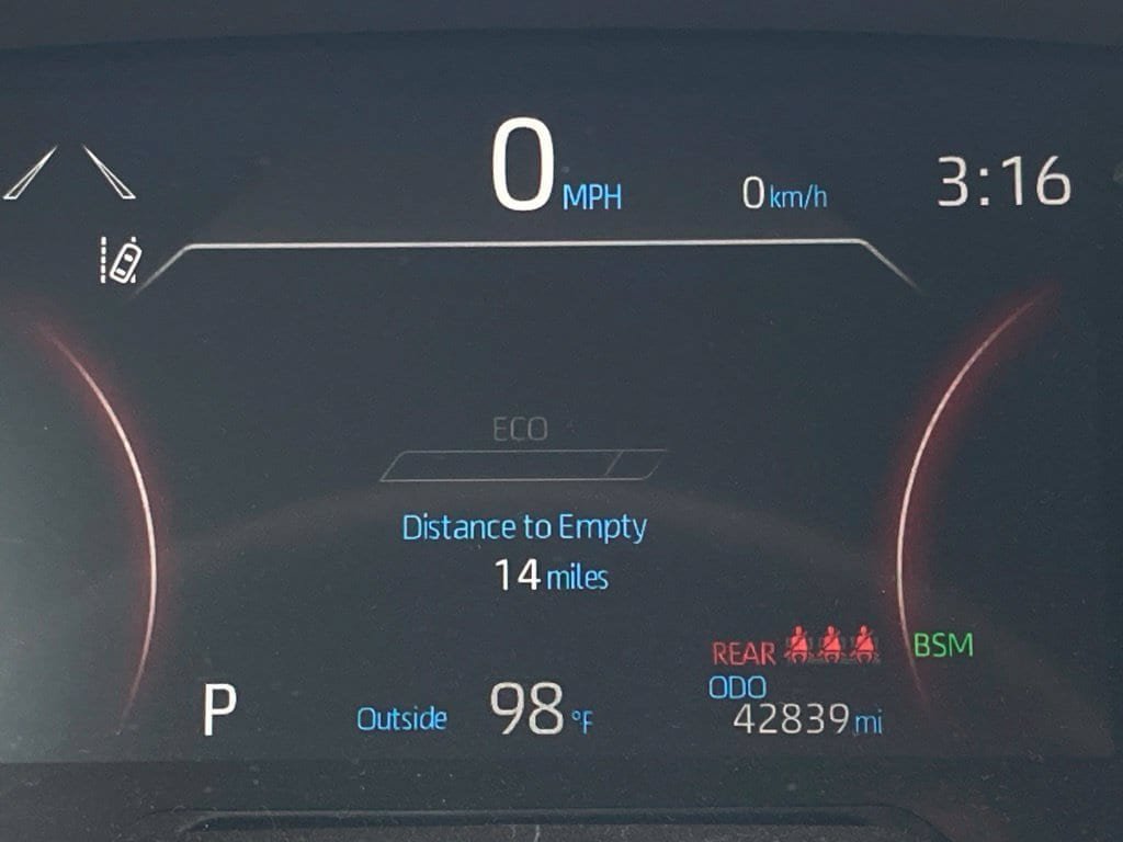 Used 2025 Toyota RAV4 XLE FWD image 15