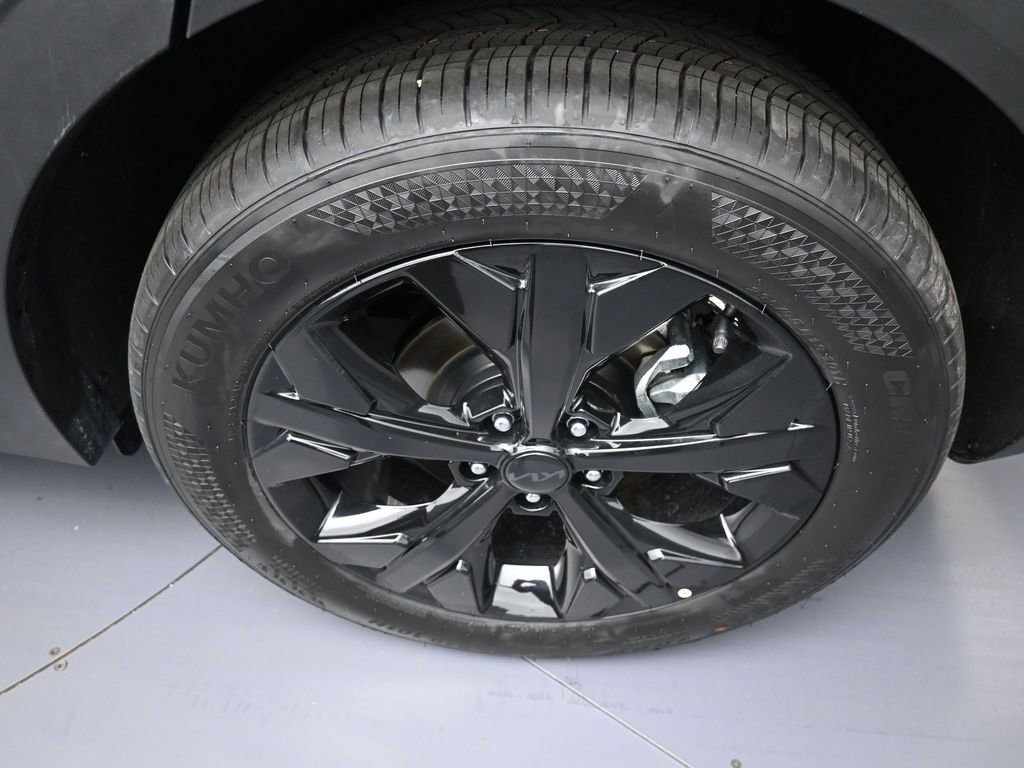 Certified 2025 Kia Sportage X-Line w/ Premium Package AWD/4WD image 15