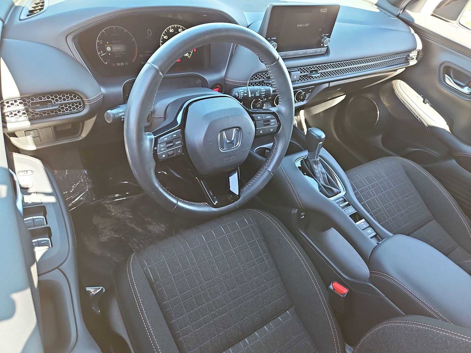 Used 2024 Honda HR-V Sport image 10