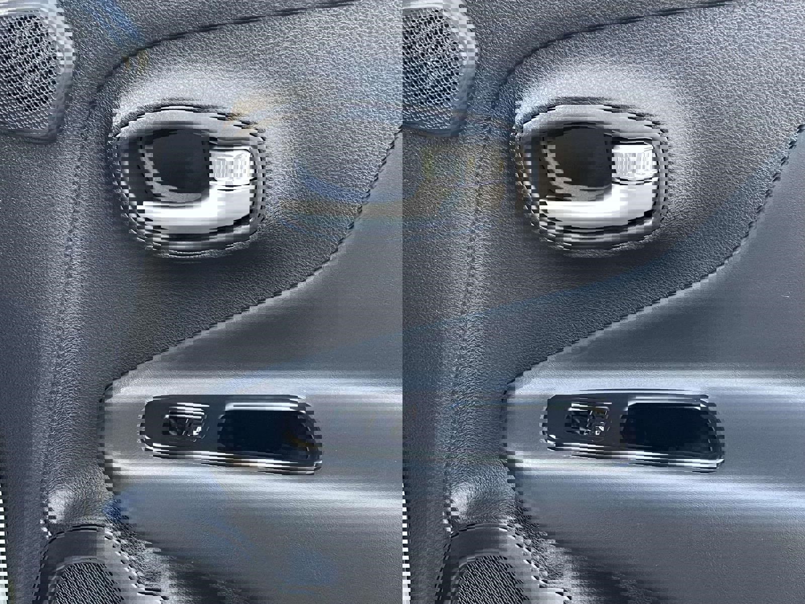 Used 2022 Jeep Renegade Limited w/ Sun, Sound & Wheels Group image 16