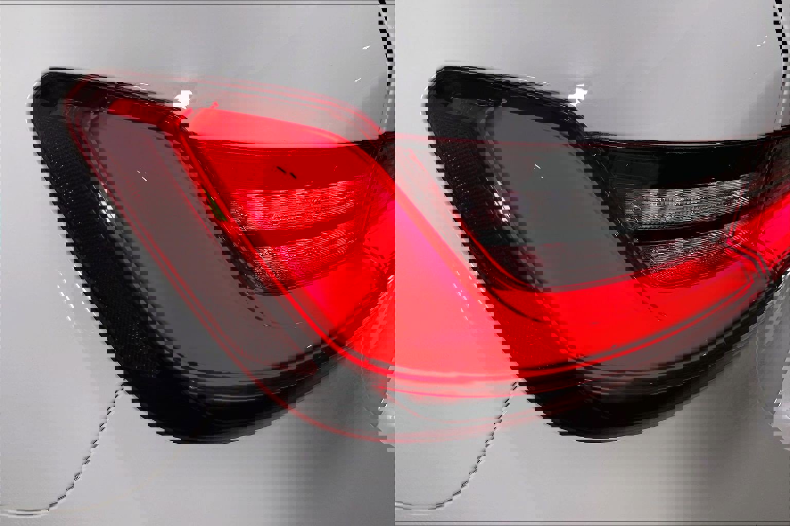 Used 2021 BMW 330i xDrive Sedan w/ Convenience Package image 32