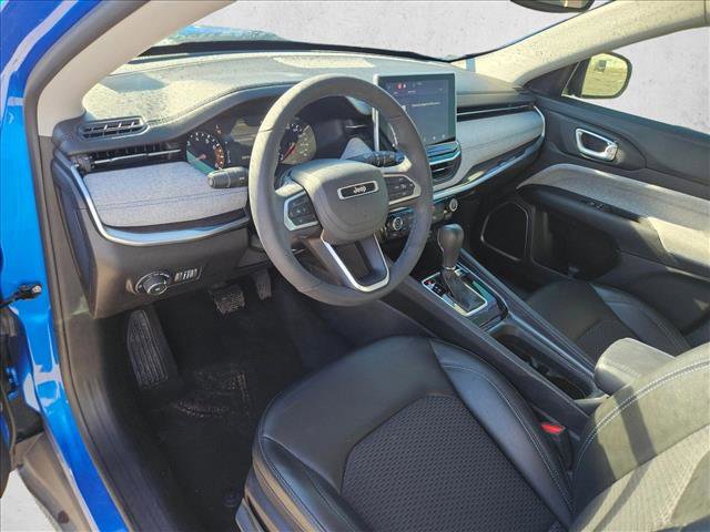 Used 2022 Jeep Compass Latitude image 14