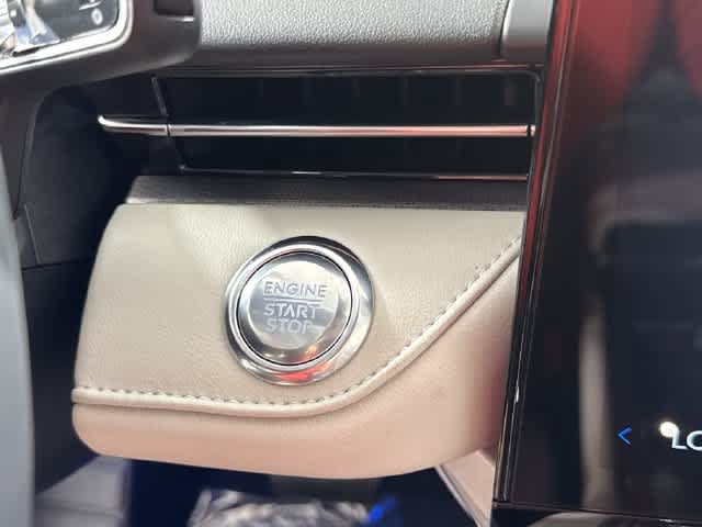 New 2026 Lincoln Nautilus Premier AWD/4WD image 7