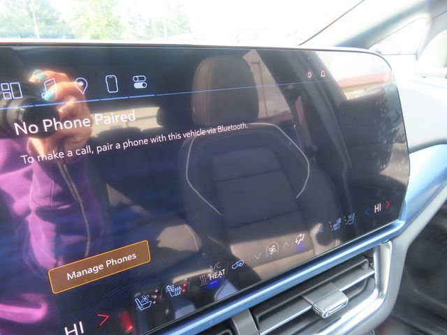 Used 2025 Chevrolet Equinox EV LT w/ Convenience Package II FWD image 27