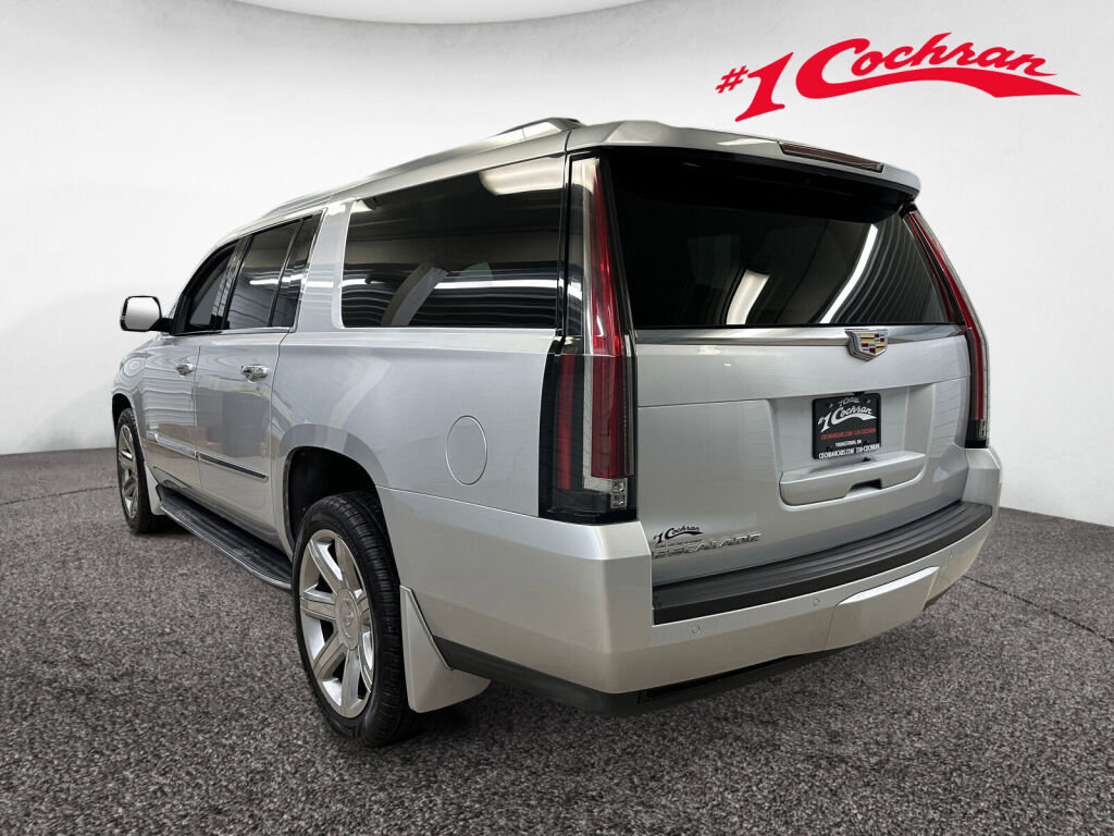 Used 2016 Cadillac Escalade ESV Luxury image 30