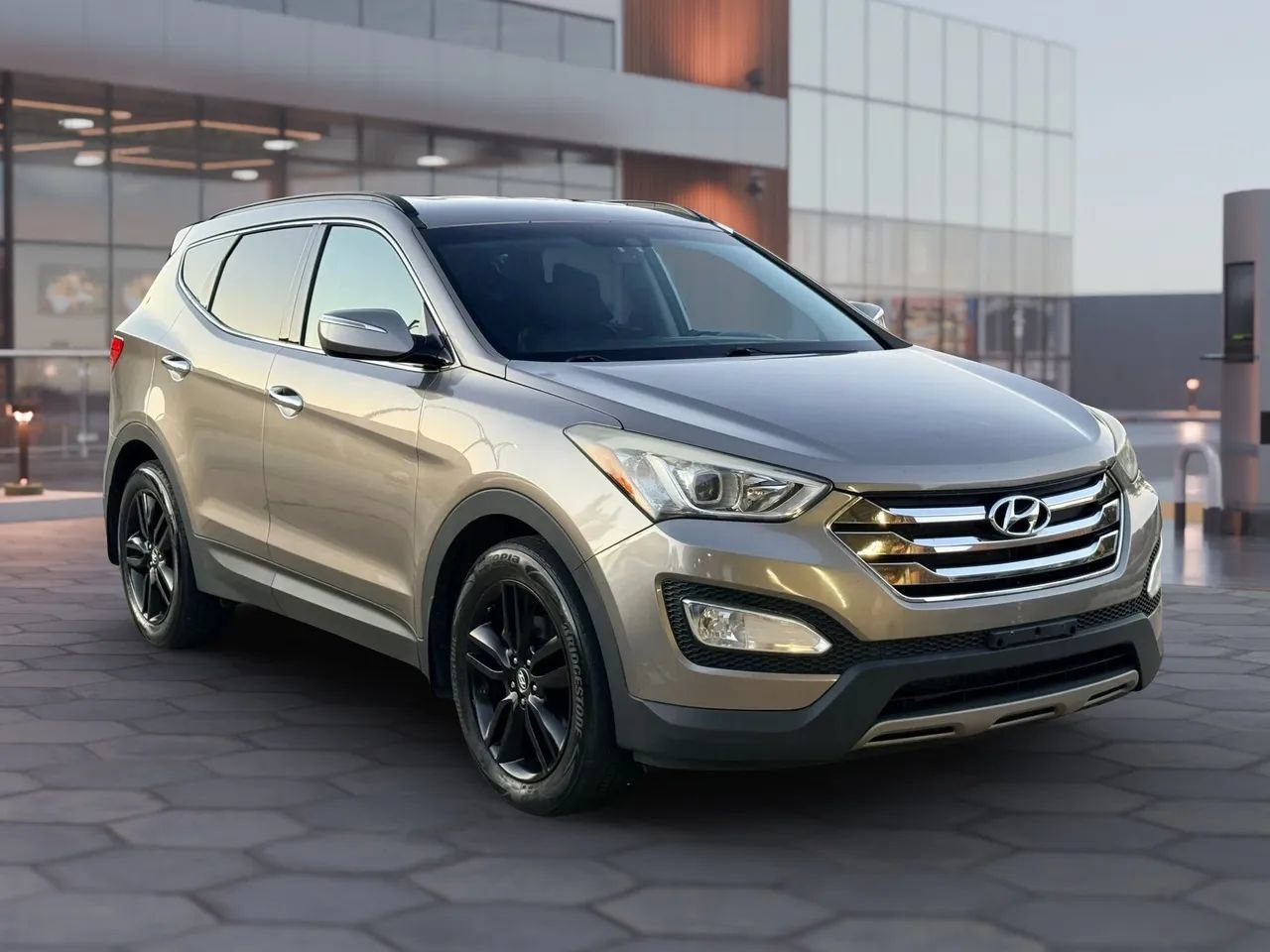 Used 2013 Hyundai Santa Fe Sport 2.0T AWD/4WD image 3