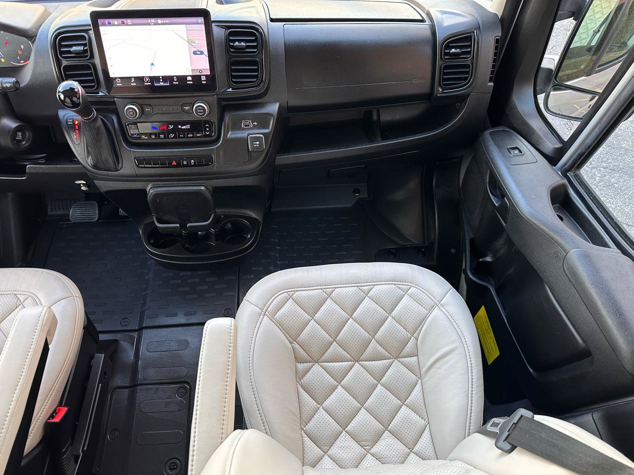 Used 2023 RAM ProMaster 3500 w/ Premium Convenience Group (B) FWD image 39